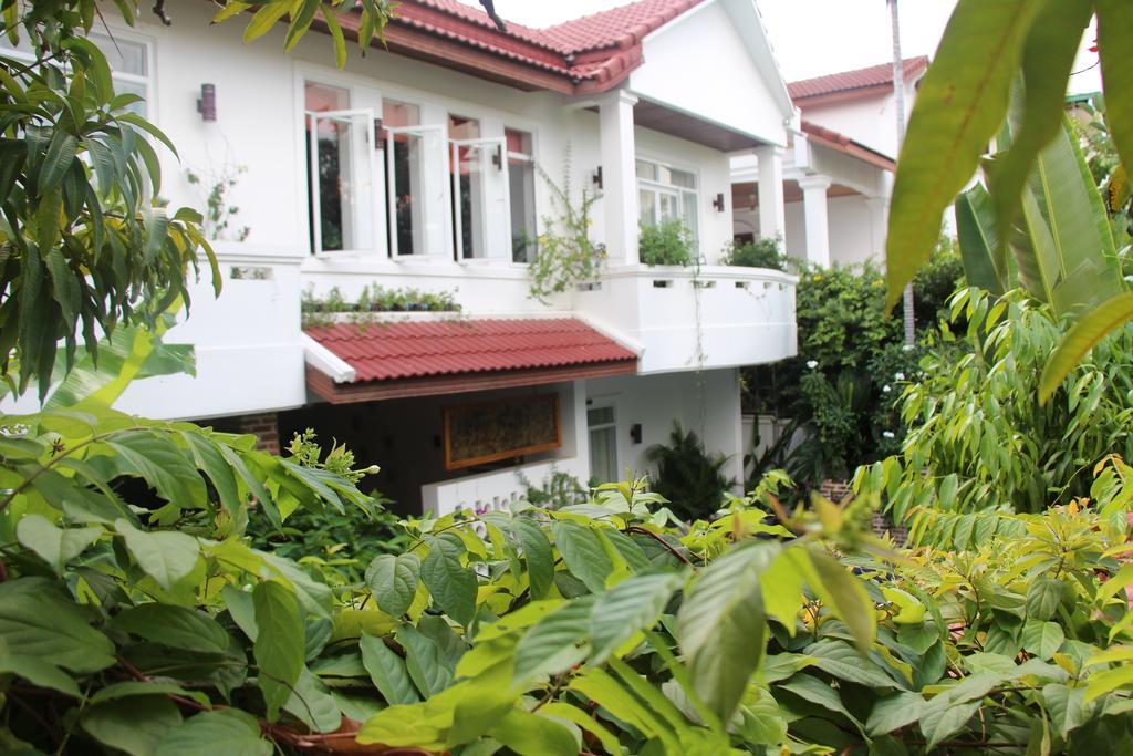 VMANSION Boutique Hotel Phnom Penh Extérieur photo