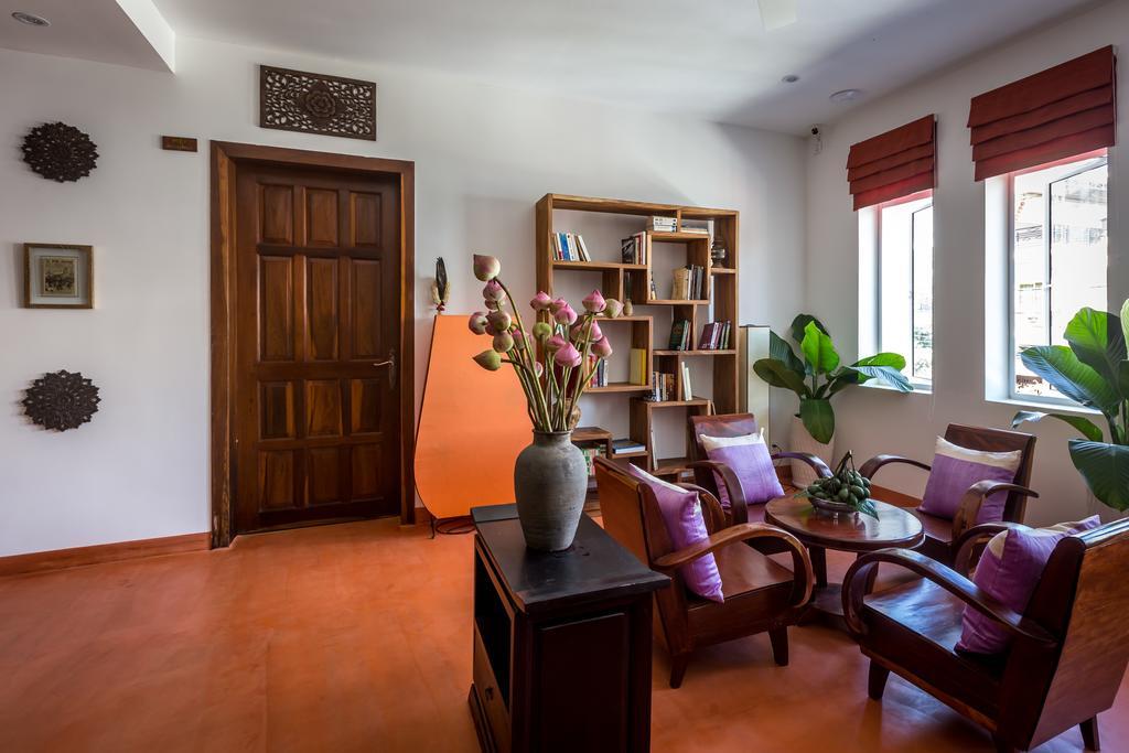 VMANSION Boutique Hotel Phnom Penh Extérieur photo