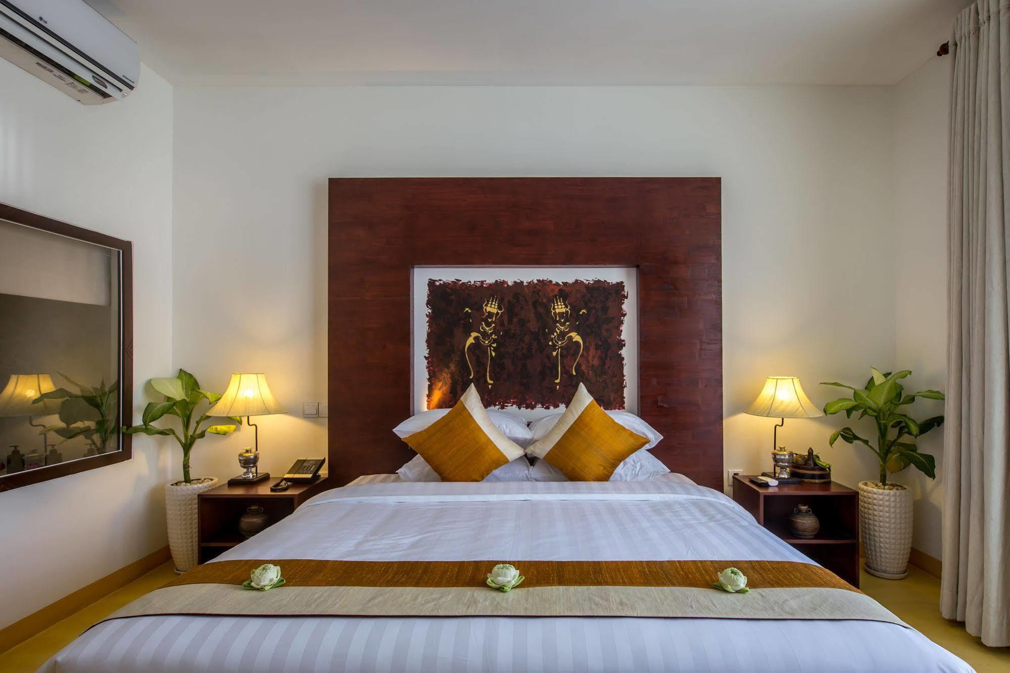 VMANSION Boutique Hotel Phnom Penh Extérieur photo
